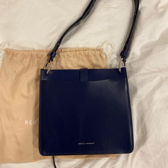 NEW Rebecca Minkoff Megan Small Leather Feedbag - Picture 4 of 4
